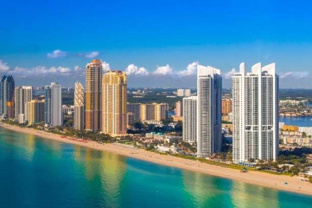 Amazing 5 Minute Walk To The Beach! Apartment Miami Beach